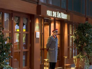 Hotel De La Ville