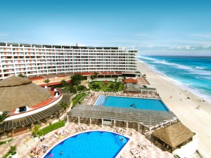 Crown Paradise Club Cancun