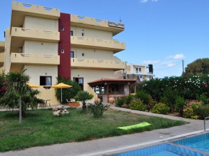 - Stork Hotel