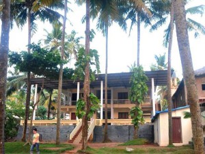 Black Beach Resort