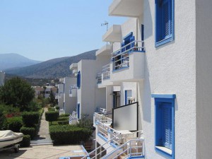 - Amazones Villas & Apartments